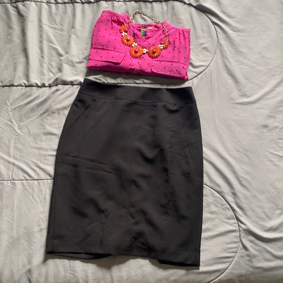 Worthington Black Pencil Skirt size 4P - Picture 1 of 6